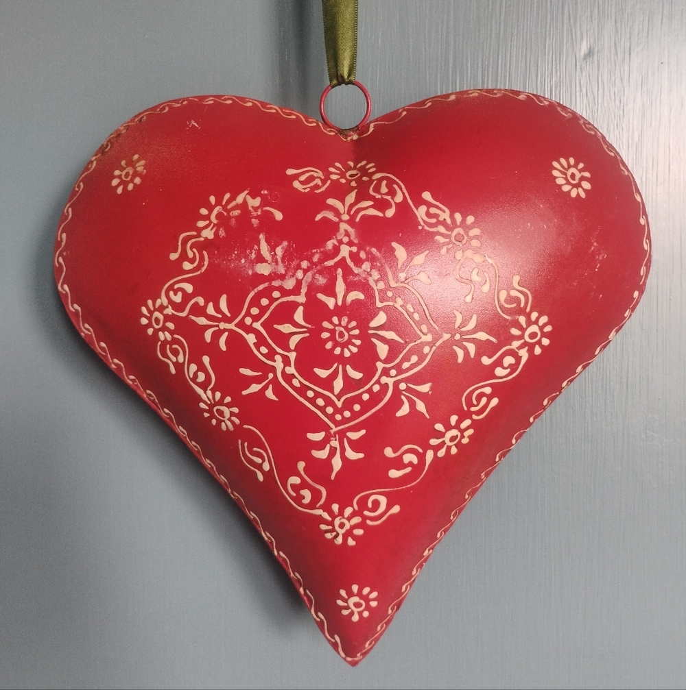 Red Heart Ornament with Embossed Floral Pattern
